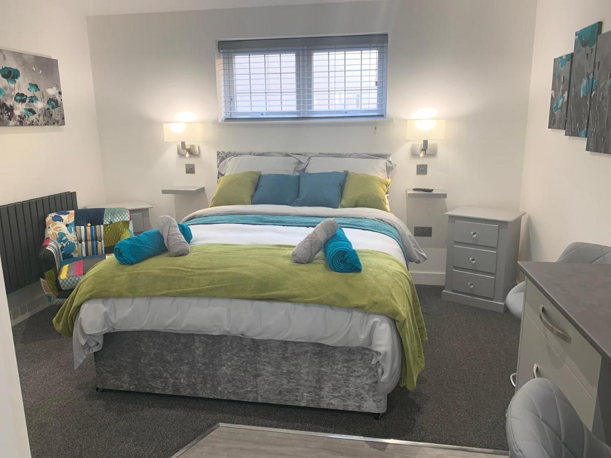 Guest house Rosemary House Brs Airport Accommodation 5*