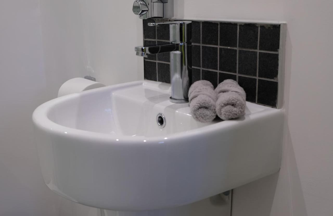 Rosemary House Brs Airport Accommodation Guest house Winford