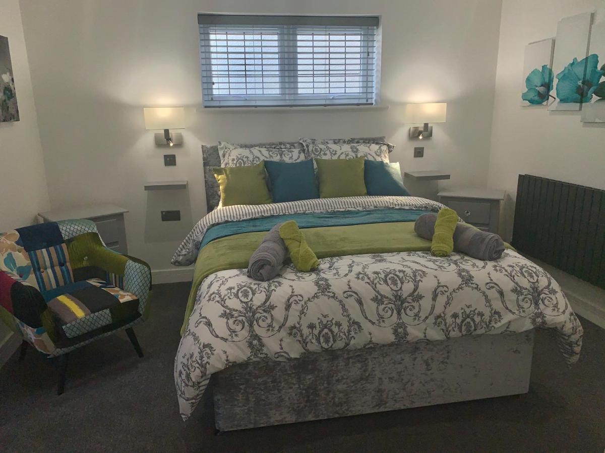 Guest house Rosemary House Brs Airport Accommodation 5*