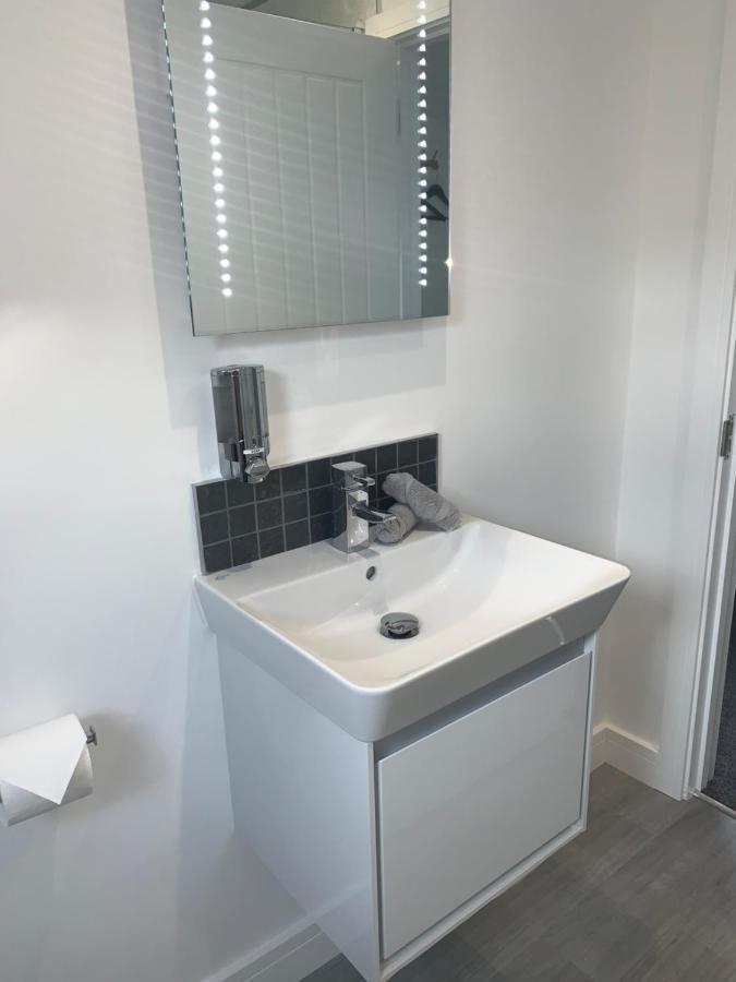 Rosemary House Brs Airport Accommodation Guest house 5*